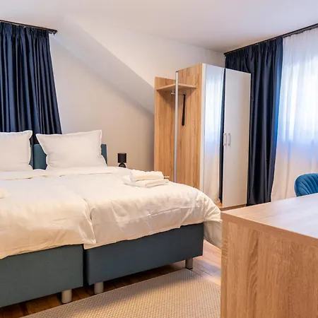 Buttermarkt House ''rooms At The Ring'' Maison d'hôtes 3*