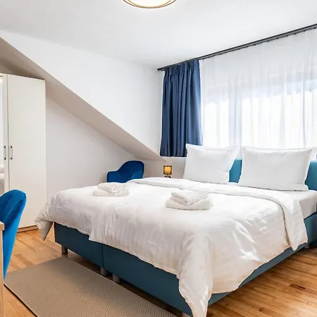 Buttermarkt House ''rooms At The Ring'' Maison d'hôtes 3*