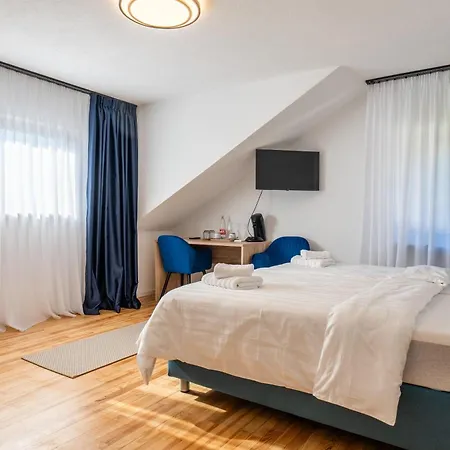 Buttermarkt House ''rooms At The Ring''